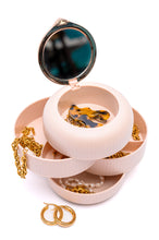 Luxe Spiral Jewelry Storage